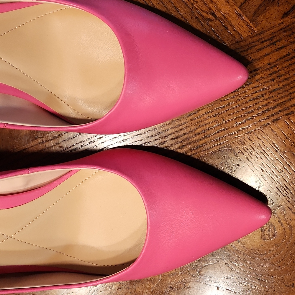Brand New, Never worn Alfani Step n Flex Hot Pink Heels - Picture 6 of 7